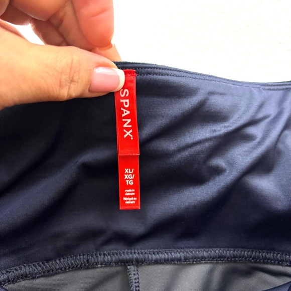 Spanx Dark Blue Velvet Power Waistband Seam Free Soft Full Length Leggings (XL) - Picture 11 of 15